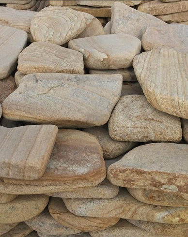 Kamenclub.ru: Песчаник пластушка галтованный желтый с рисунком (3 см)  купить в Истре плитняк - пластушка желтый песчаник 21000 руб/м3   фото КАМЕНЬ КЛУБ