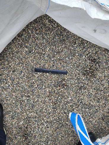 Kamenclub.ru: Галька речная окат (серая) фр.5-10 мм купить  в Истре галька речная серая, серый, темно-серый, светло-серый, коричневый речная окатанная галька декоративная ландшатфная 5000 руб/т   фото КАМЕНЬ КЛУБ