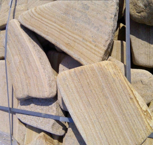 Kamenclub.ru: Песчаник пластушка галтованный желтый с рисунком (3 см)  купить в Истре плитняк - пластушка желтый песчаник 21000 руб/м3   фото КАМЕНЬ КЛУБ