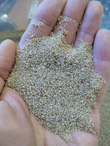 Кварцевый песок для площадок фр. 0,3 - 1 мм.  купить в Истре фото Камень Клуб