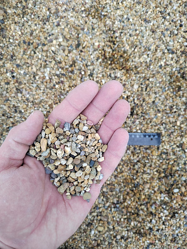 Галька речная окат (рыжая) фр.3-5 мм купить в Истре 