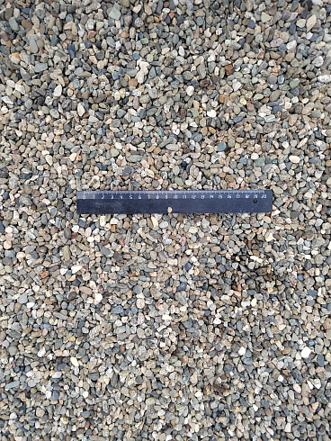 Kamenclub.ru: Галька речная окат (серая) фр.5-10 мм купить  в Истре галька речная серая, серый, темно-серый, светло-серый, коричневый речная окатанная галька декоративная ландшатфная 5000 руб/т   фото КАМЕНЬ КЛУБ