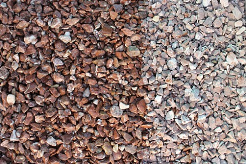 Kamenclub.ru: Мраморная крошка (щебень галтованный розовый) фр.10-20 мм.  купить в Истре мрамор розовый, красный ландшафтный декоративный окатанный округлый щебень 15000 руб/т   фото КАМЕНЬ КЛУБ