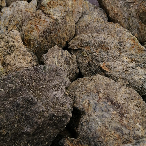 фото Змеевик салатовый  (фр. 70-100 мм)  купить в Истре в интернет-портале КАМЕНЬ КЛУБ