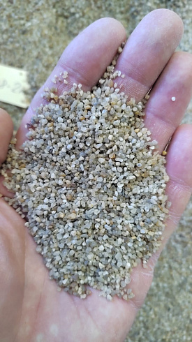 Кварцевый песок для пескоструйных работ фр. 0,8-1,6 мм.  купить в Истре фото Камень Клуб