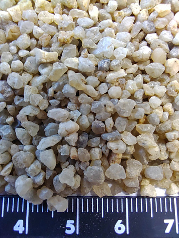 Кварцевый песок сухой фракцинированный фр. 1,6-4 мм.  купить в Истре фото Камень Клуб