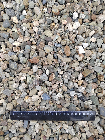 Kamenclub.ru: Галька речная окат (серая) фр.10-20 мм купить  в Истре галька речная серая, серый, темно-серый, светло-серый, коричневый ландшафтная декоративная речная окатанная округлая галька 5000 руб/т   фото КАМЕНЬ КЛУБ