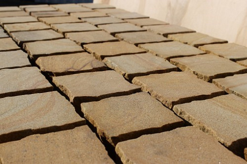 Kamenclub.ru: Песчаник брусчатка (Прага) art PSG-10-07  купить в Истре    2600 руб/кв.м   фото КАМЕНЬ КЛУБ