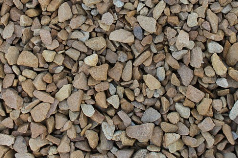 Kamenclub.ru: Щебень крошка желтый (песчаник) фр. 10-20 мм.  купить в Истре песчаник бежевый, серый, рыжий декоративный ландшафтный щебень колотый 9500 руб/т   фото КАМЕНЬ КЛУБ