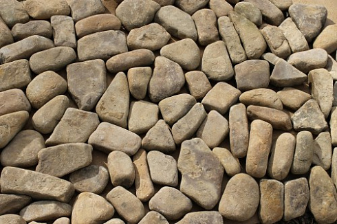 Kamenclub.ru: Песчаник брусчатка  купить в Истре    5 500 руб/т   фото КАМЕНЬ КЛУБ