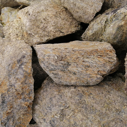 фото Змеевик салатовый  (фр. 70-100 мм)  купить в Истре в интернет-портале КАМЕНЬ КЛУБ